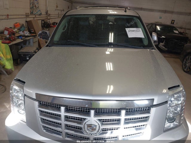 45085423 :رقم المزاد ، 1GYUKCEFXAR244837 vin ، 2010 Cadillac Escalade Premium مزاد بيع
