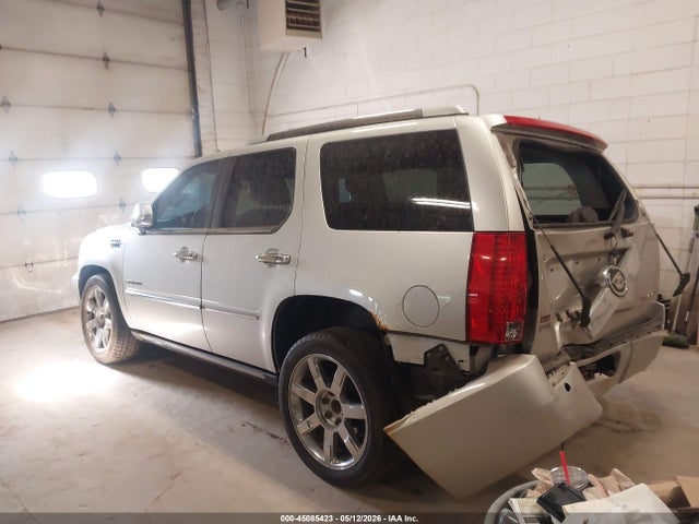 45085423 :رقم المزاد ، 1GYUKCEFXAR244837 vin ، 2010 Cadillac Escalade Premium مزاد بيع