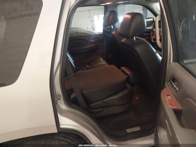 45085423 :رقم المزاد ، 1GYUKCEFXAR244837 vin ، 2010 Cadillac Escalade Premium مزاد بيع