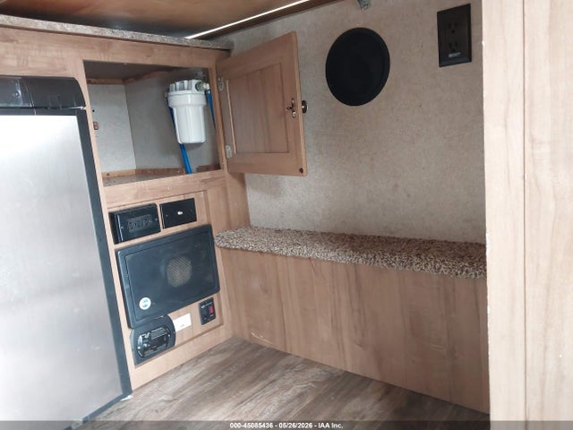 Aukcja sprzedaży 2017 Forest River Flagstaff, vin: 4X4CFSU18HD178733, numer aukcji: 45085436