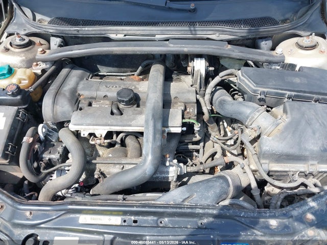 2002 Volvo V70 Xc მანქანა იყიდება აუქციონზე, vin: YV1SZ58DX21076044, აუქციონის ნომერი: 45085441