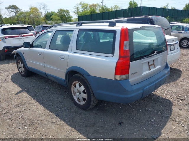2002 Volvo V70 Xc მანქანა იყიდება აუქციონზე, vin: YV1SZ58DX21076044, აუქციონის ნომერი: 45085441