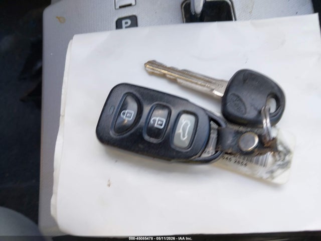 2008 Hyundai Elantra Gls/se მანქანა იყიდება აუქციონზე, vin: KMHDU46D88U525640, აუქციონის ნომერი: 45085478