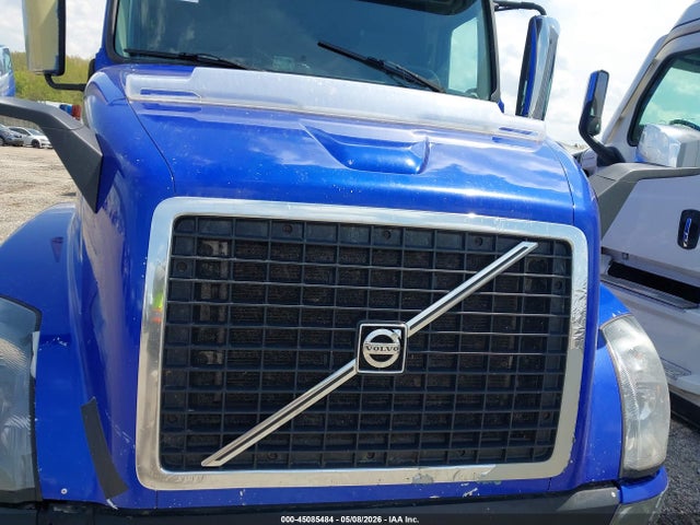 Продаж на аукціоні авто 2015 Volvo Vn Vnl, vin: 4V4NC9EH6FN185932, номер лоту: 45085484
