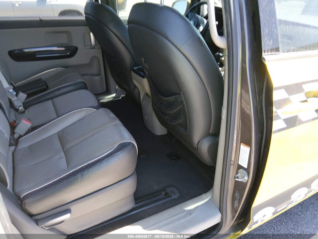 45085517 :رقم المزاد ، KNDMC5C14F6023054 vin ، 2015 Kia Sedona Ex مزاد بيع