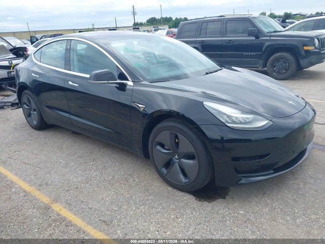 Tesla Model 3 Long Range/mid Range 2018 5YJ3E1EA6JF057148 main image