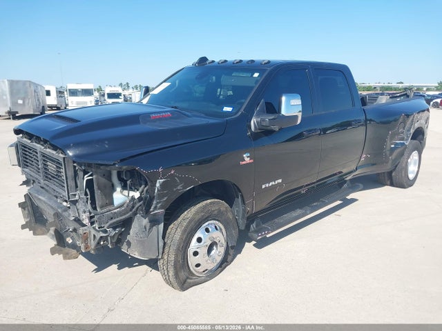45085585 :رقم المزاد ، 3C63RRJLXRG360618 vin ، 2024 Ram 3500 Laramie  4x4 8' Box مزاد بيع