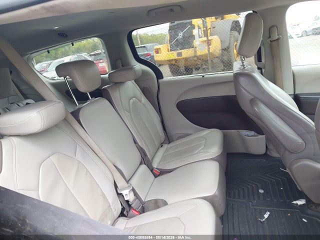 45085594 :رقم المزاد ، 2C4RC1BG4HR593412 vin ، 2017 Chrysler Pacifica Touring-l مزاد بيع