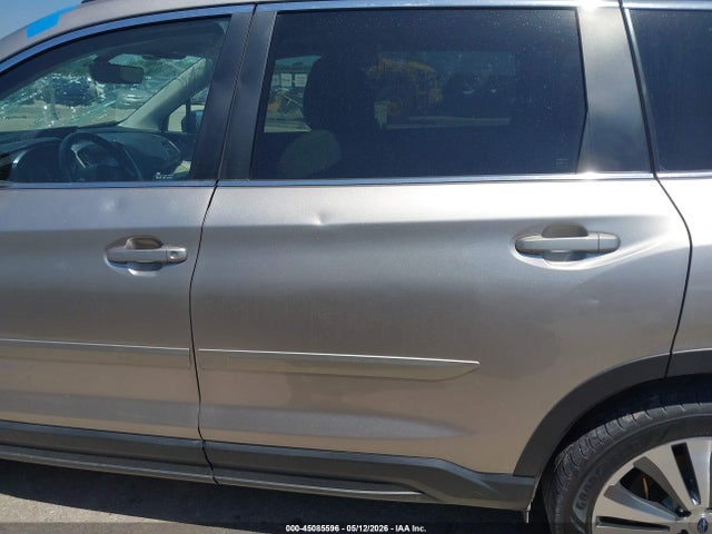 Продаж на аукціоні авто 2019 Subaru Ascent Premium, vin: 4S4WMAHD1K3418804, номер лоту: 45085596