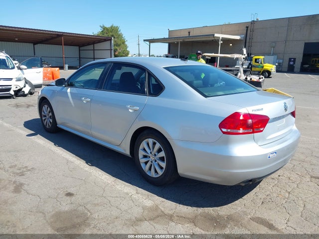 45085629 :رقم المزاد ، 1VWAT7A31FC097033 vin ، 2015 Volkswagen Passat 1.8t Wolfsburg Edition مزاد بيع