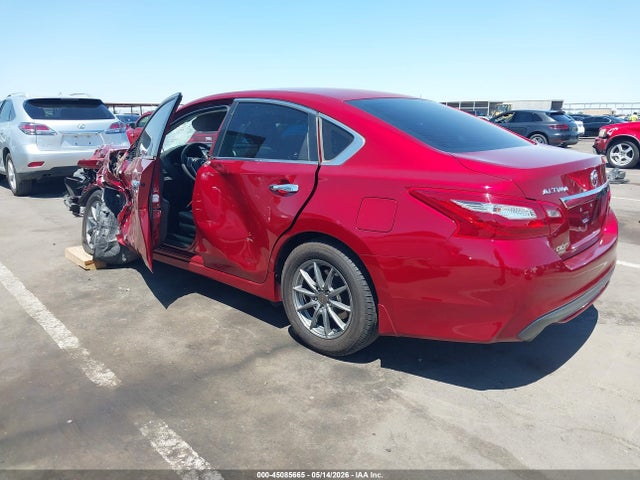 45085665 :رقم المزاد ، 1N4AL3AP2JC471405 vin ، 2018 Nissan Altima 2.5 S مزاد بيع