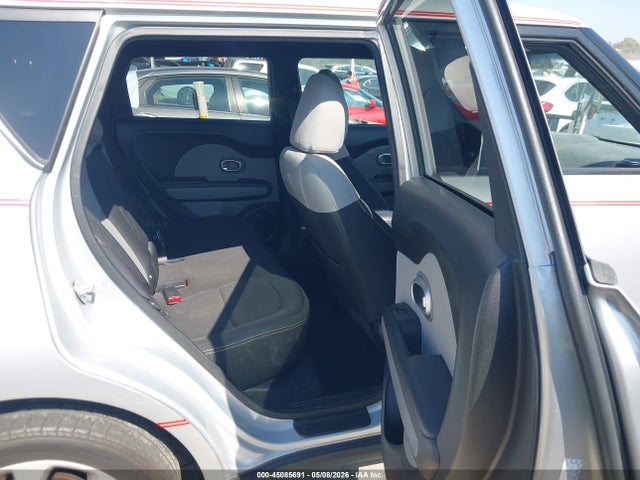 45085691 :رقم المزاد ، KNDJP3A53E7714618 vin ، 2014 Kia Soul + مزاد بيع