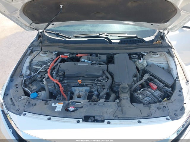 1HGCV3F9XKA006182 Honda Accord Hybrid Touring
