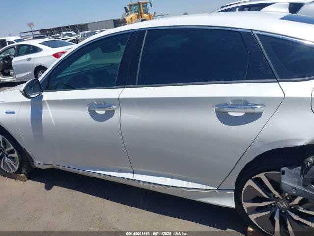 1HGCV3F9XKA006182 Honda Accord Hybrid Touring