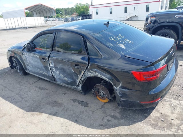 Продаж на аукціоні авто 2017 Audi A4 2.0t Premium, vin: WAUGNAF4XHN002334, номер лоту: 45085715