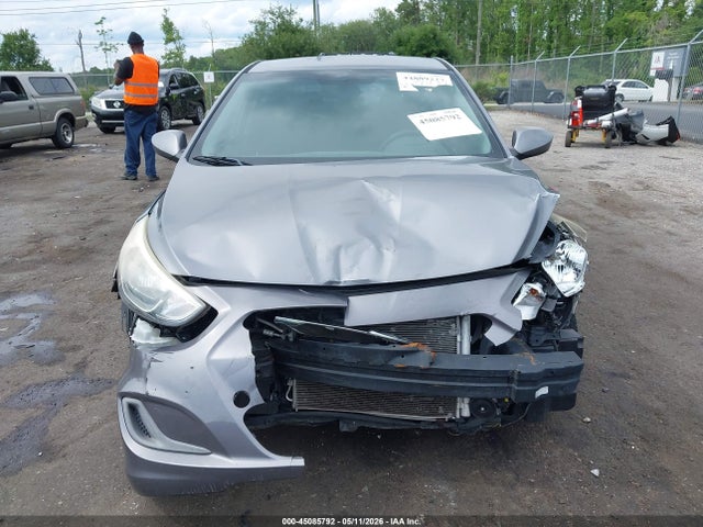 2017 Hyundai Accent Se მანქანა იყიდება აუქციონზე, vin: KMHCT5AE1HU345727, აუქციონის ნომერი: 45085792