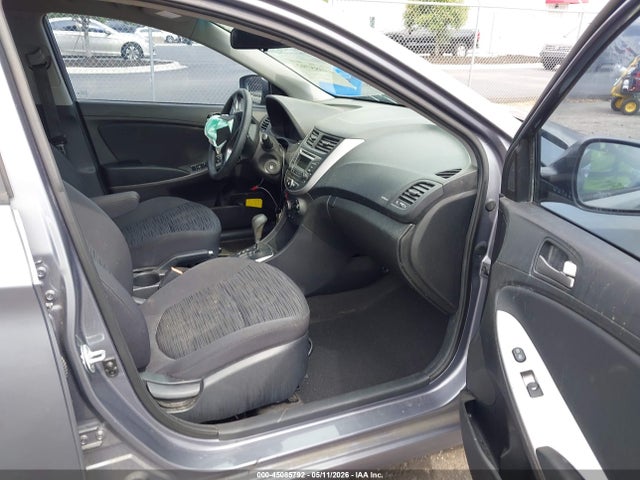 2017 Hyundai Accent Se მანქანა იყიდება აუქციონზე, vin: KMHCT5AE1HU345727, აუქციონის ნომერი: 45085792