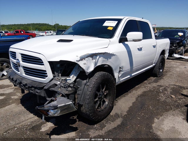 45085820 :رقم المزاد ، 1C6RR7MTXGS174206 vin ، 2016 Ram 1500 Sport مزاد بيع