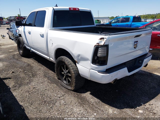45085820 :رقم المزاد ، 1C6RR7MTXGS174206 vin ، 2016 Ram 1500 Sport مزاد بيع