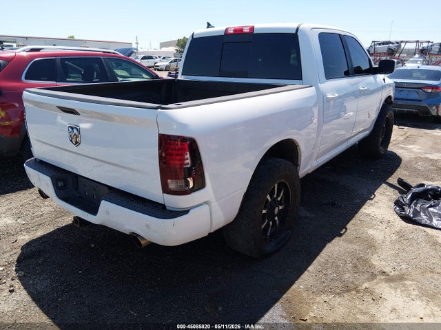 45085820 :رقم المزاد ، 1C6RR7MTXGS174206 vin ، 2016 Ram 1500 Sport مزاد بيع