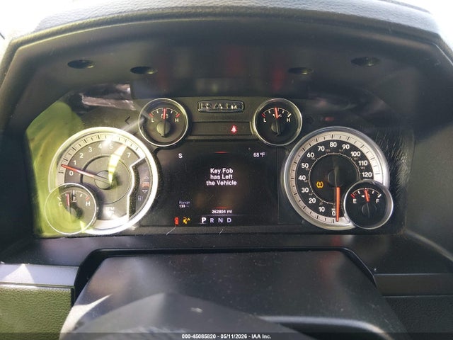 45085820 :رقم المزاد ، 1C6RR7MTXGS174206 vin ، 2016 Ram 1500 Sport مزاد بيع