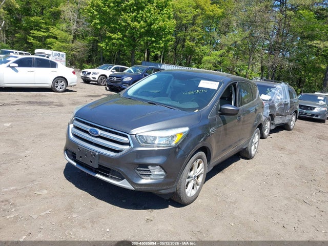 Продажа на аукционе авто 2017 Ford Escape Se, vin: 1FMCU0GDXHUC04427, номер лота: 45085894