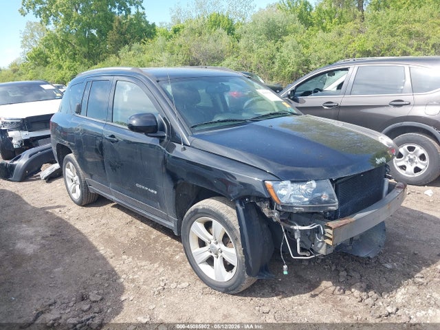 2014 Jeep Compass Latitude მანქანა იყიდება აუქციონზე, vin: 1C4NJCEB7ED508299, აუქციონის ნომერი: 45085902