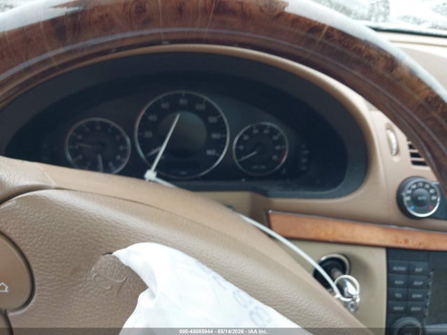 45085944 :رقم المزاد ، WDBUF87X28B317701 vin ، 2008 Mercedes-benz E 350 4matic مزاد بيع