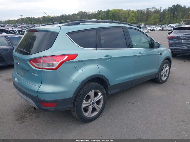 45085957 :رقم المزاد ، 1FMCU0GX1DUA39081 vin ، 2013 Ford Escape Se مزاد بيع