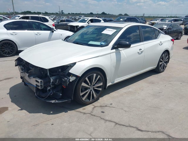 Nissan Altima 2.0 Sr 2019 1N4AL4CV9KC224692 Image 2