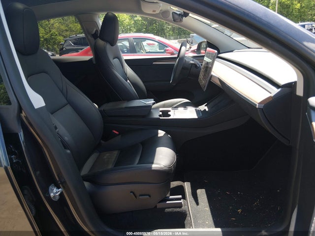 Продажа на аукционе авто 2025 Tesla Model Y Long Range Dual Motor All-wheel Drive, vin: 7SAYGDEE8SF304968, номер лота: 45085970