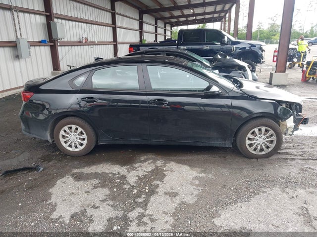 45086002 :رقم المزاد ، 3KPF24AD4ME338737 vin ، 2021 Kia Forte Fe مزاد بيع