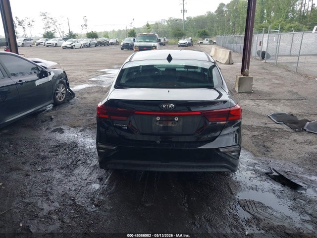 45086002 :رقم المزاد ، 3KPF24AD4ME338737 vin ، 2021 Kia Forte Fe مزاد بيع