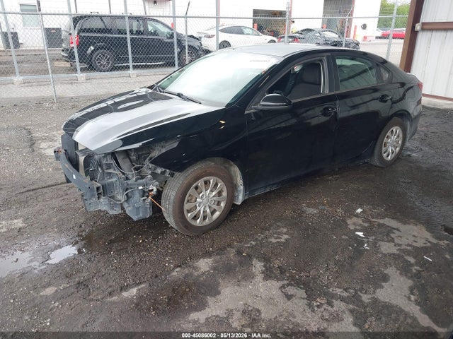 45086002 :رقم المزاد ، 3KPF24AD4ME338737 vin ، 2021 Kia Forte Fe مزاد بيع