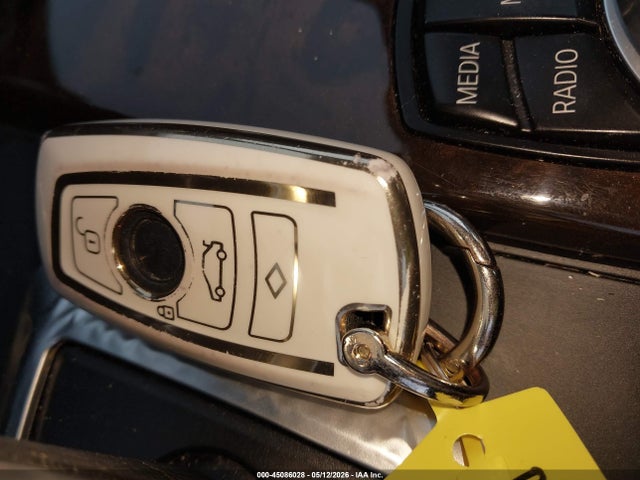 2015 Bmw 328i Xdrive მანქანა იყიდება აუქციონზე, vin: WBA3B3C59FF546525, აუქციონის ნომერი: 45086028
