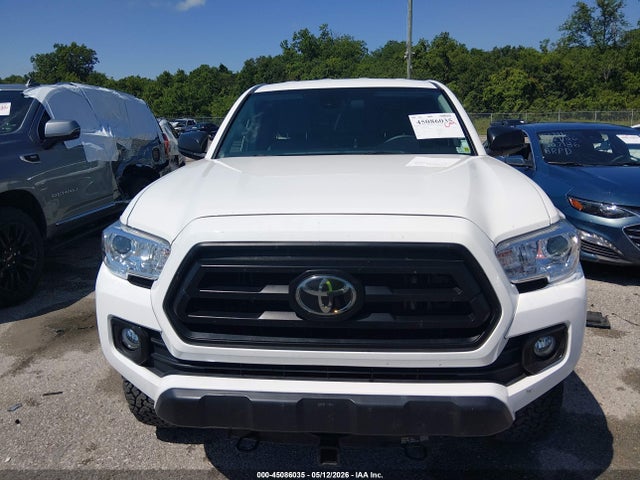 45086035 :رقم المزاد ، 3TYSZ5AN8NT057870 vin ، 2022 Toyota Tacoma Sr V6 مزاد بيع