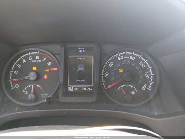 45086035 :رقم المزاد ، 3TYSZ5AN8NT057870 vin ، 2022 Toyota Tacoma Sr V6 مزاد بيع