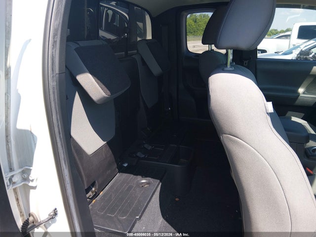 45086035 :رقم المزاد ، 3TYSZ5AN8NT057870 vin ، 2022 Toyota Tacoma Sr V6 مزاد بيع