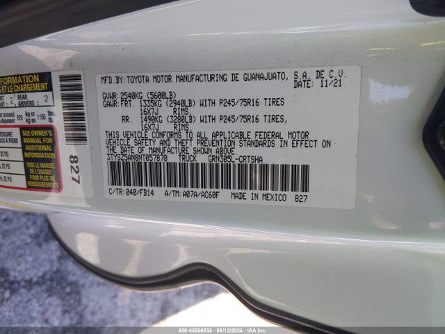 45086035 :رقم المزاد ، 3TYSZ5AN8NT057870 vin ، 2022 Toyota Tacoma Sr V6 مزاد بيع