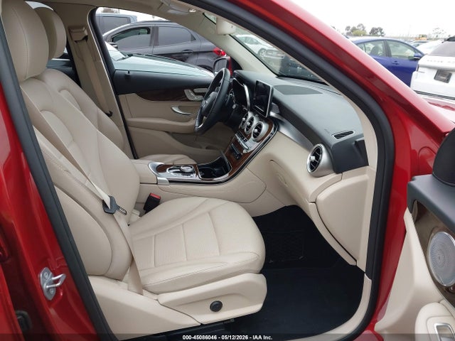 WDC0G4JBXKV156629 Mercedes-Benz GLC 300