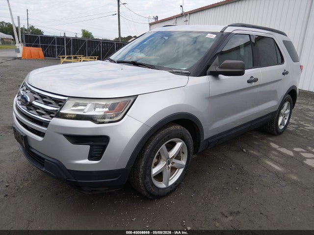 Ford Explorer 2018 1FM5K7B8XJGC45131 Image 2