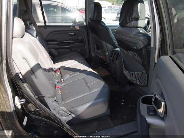 45086061 :رقم المزاد ، 5FNYF18614B005960 vin ، 2004 Honda Pilot Ex-l مزاد بيع