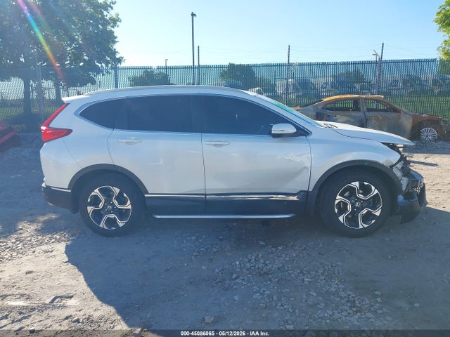 Продажа на аукционе авто 2018 Honda Cr-v Touring, vin: 2HKRW2H96JH614270, номер лота: 45086065