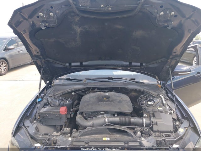 SAJAR4BG5HA975886 Jaguar Xe 25t