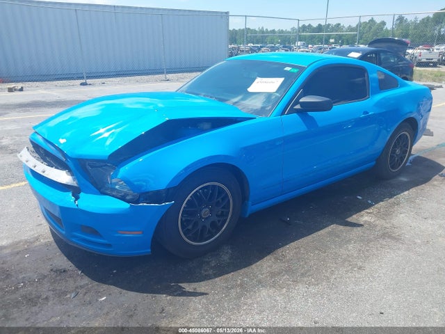 45086067 :رقم المزاد ، 1ZVBP8AM7E5205228 vin ، 2014 Ford Mustang V6 مزاد بيع