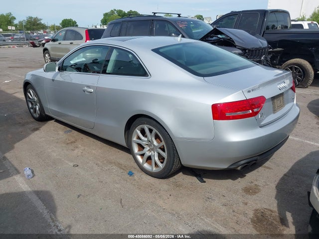 2012 Audi A5 2.0t Premium მანქანა იყიდება აუქციონზე, vin: WAULFAFR4CA004555, აუქციონის ნომერი: 45086092