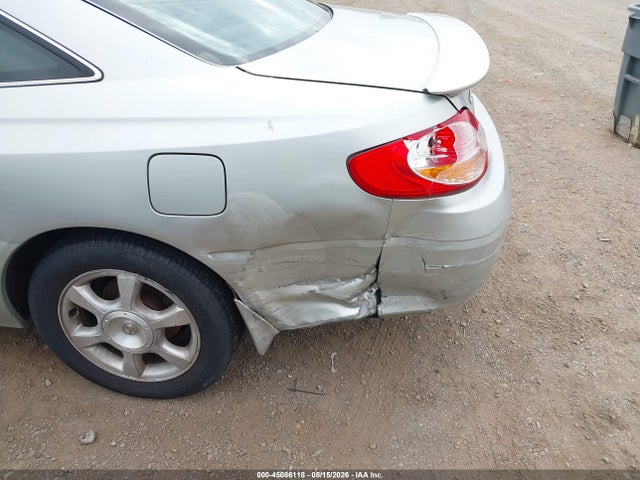45086118 :رقم المزاد ، 2T1CF28P22C566338 vin ، 2002 Toyota Camry Solara Sle V6 مزاد بيع