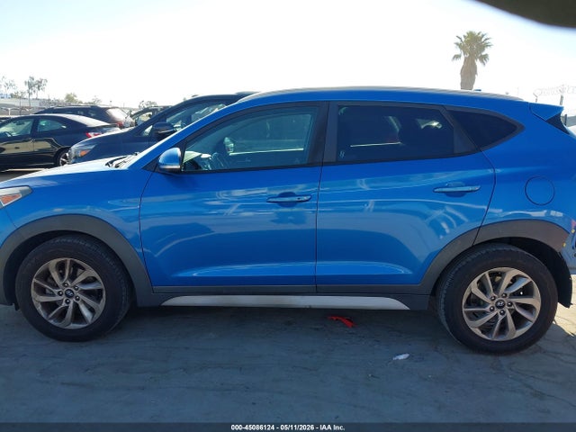 KM8J33A44HU430130 Hyundai Tucson Se Plus