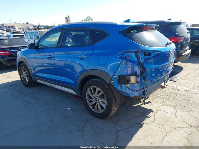 KM8J33A44HU430130 Hyundai Tucson Se Plus