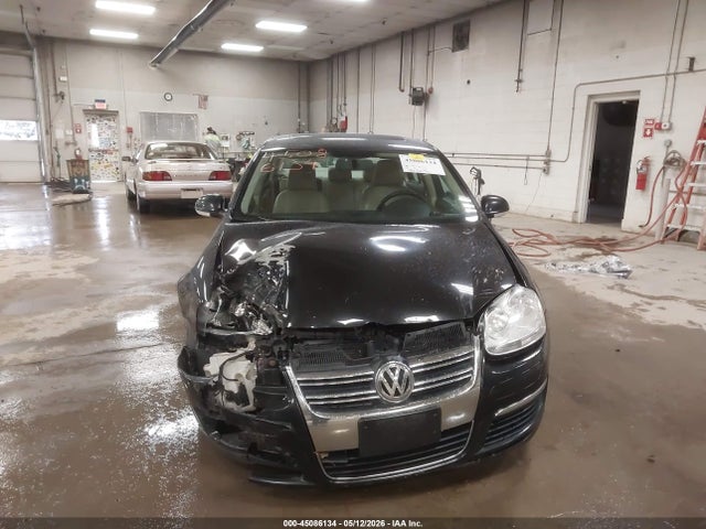 Продажа на аукционе авто 2010 Volkswagen Jetta Limited Edition, vin: 3VWRZ7AJXAM157284, номер лота: 45086134
